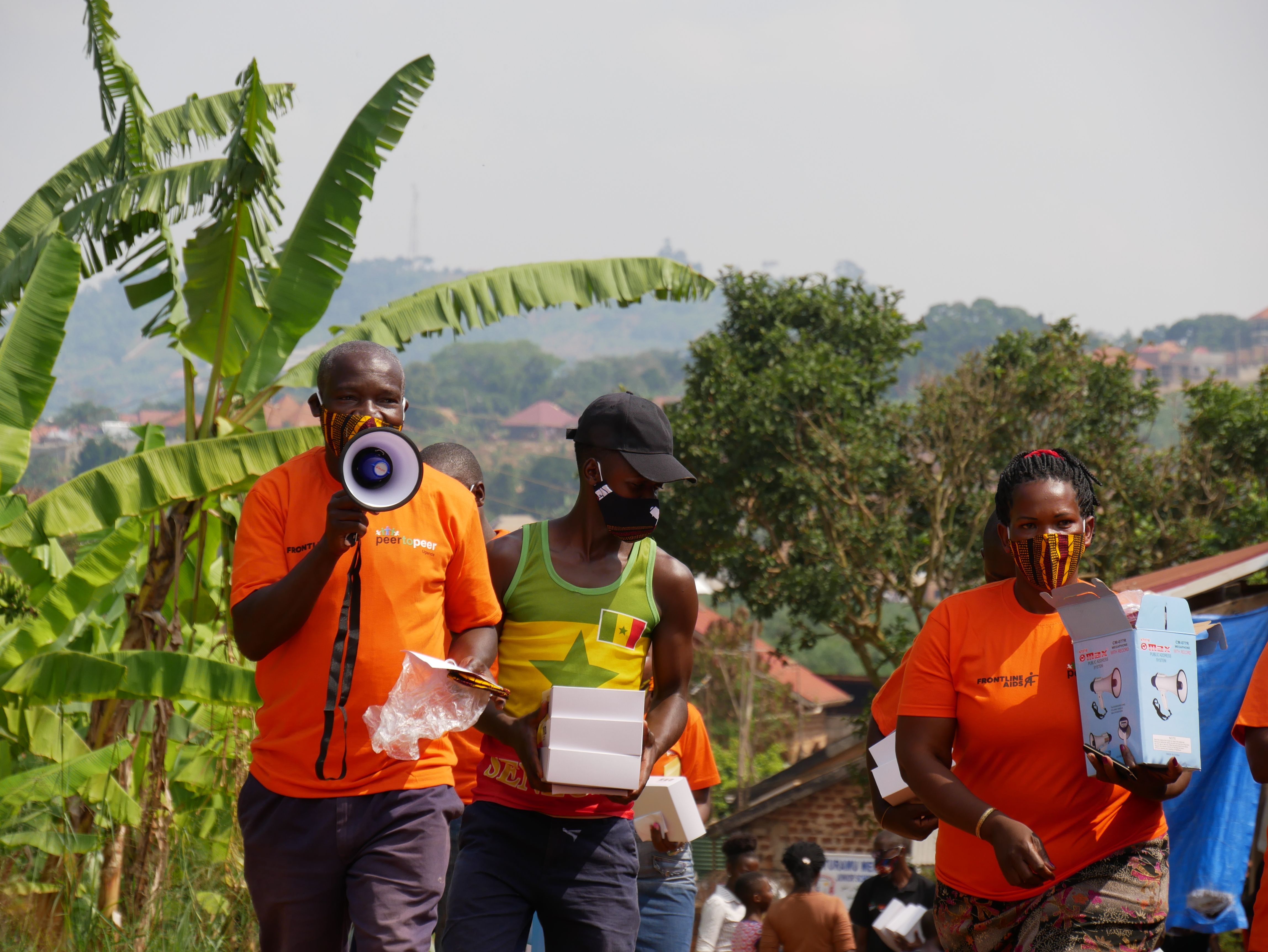 Young PEERU peer leaders at an advocacy event